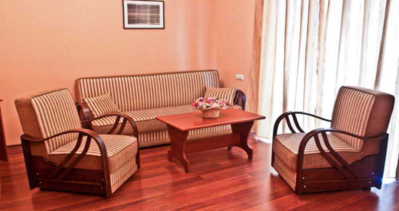 Astoria Hotel Tbilisi Buitenkant foto